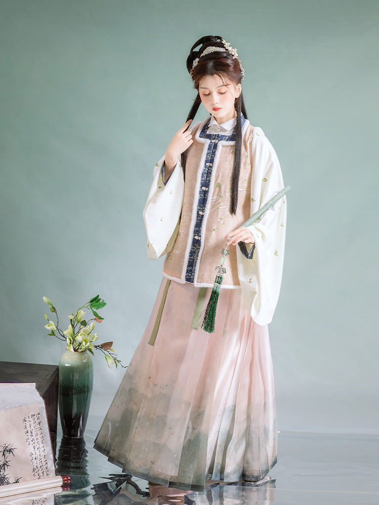Spring Mountain 晴山 - Bijia & Mamianqun Ming Dynasty Hanfu Set