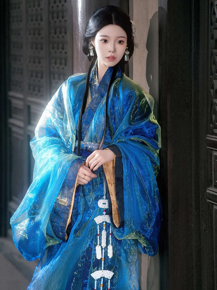 Shimmering Nights - Warring States and Han Dynasty Straight Hem Robe