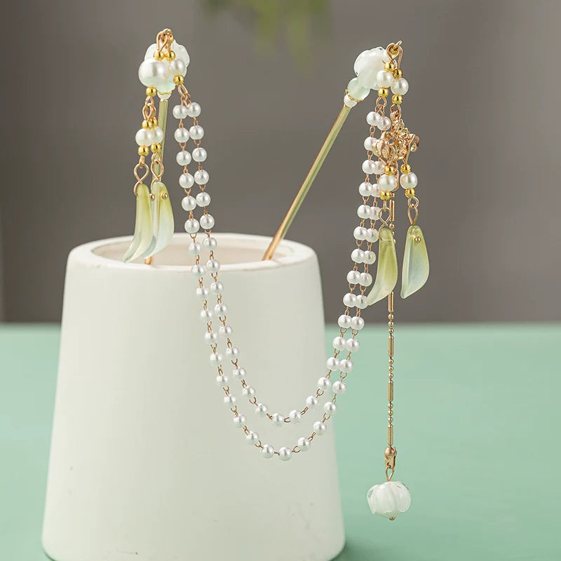 Back Hair Pin: Lily of the Valley