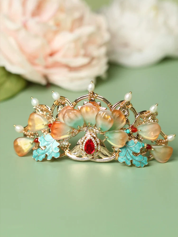 Crown: Dunhuang