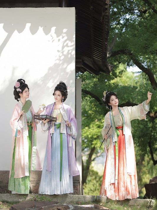 Picking Flowers 采花归 - Song Dynasty Style Qiyao Ruqun Hanfu