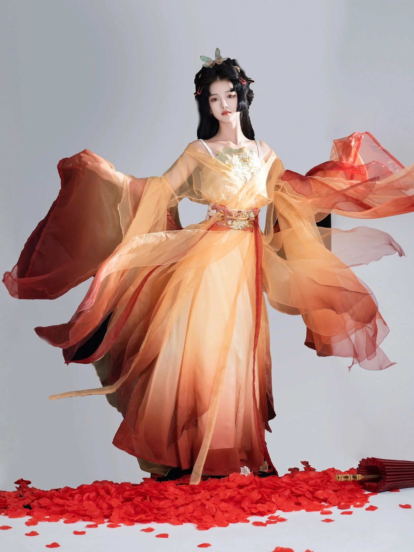 Golden Lotus 金荷 - Wei Jin Style Qiyao Ruqun