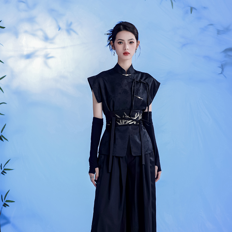 Melisende - Chinese Wuxia Swordsman Outfit