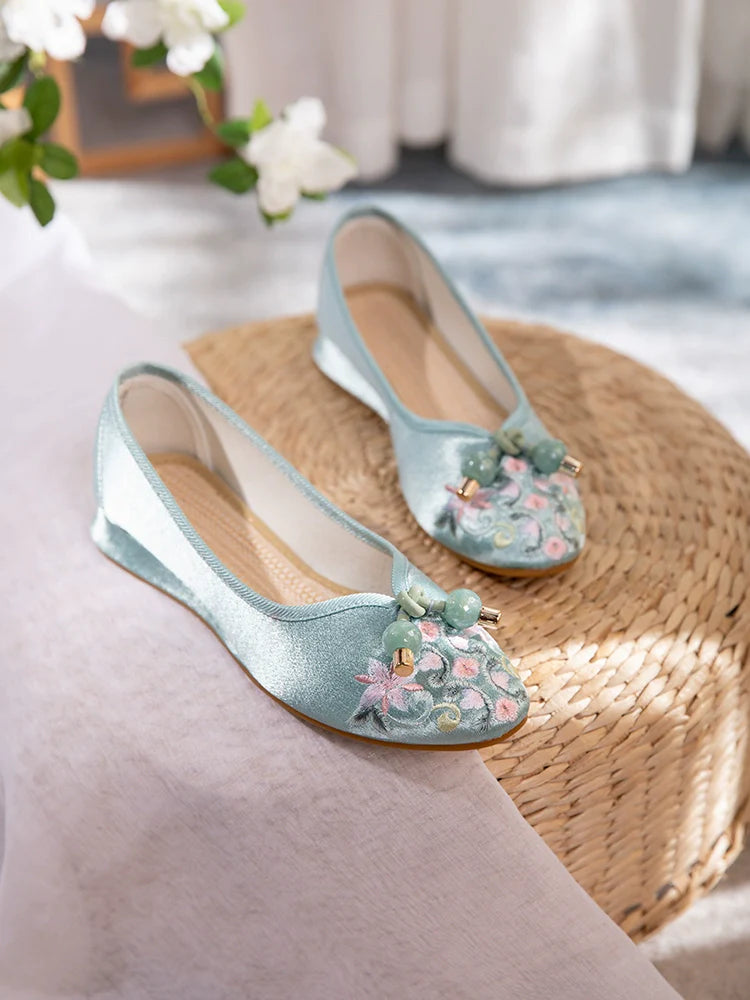 Ellie - Embroidered Cheongsam Shoes