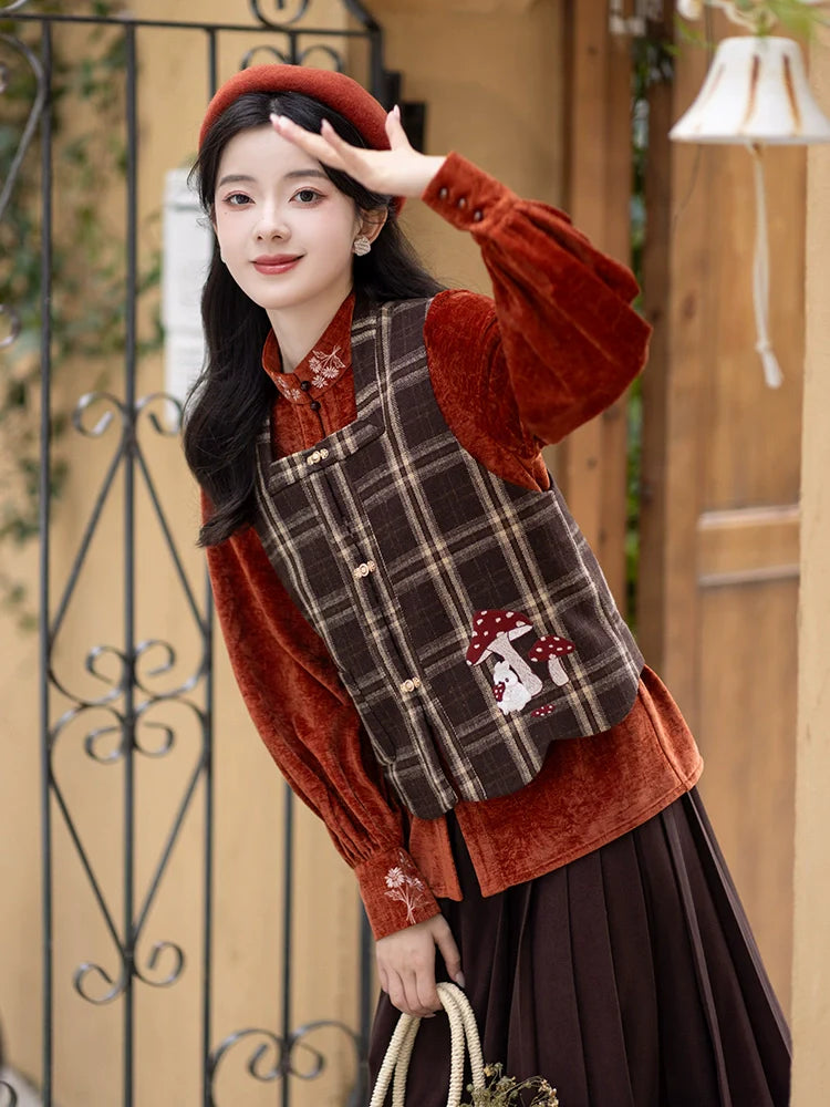 Ming Dynasty Modern Hanfu, Mushroom Rabbit 蘑菇兔 (Preorder)