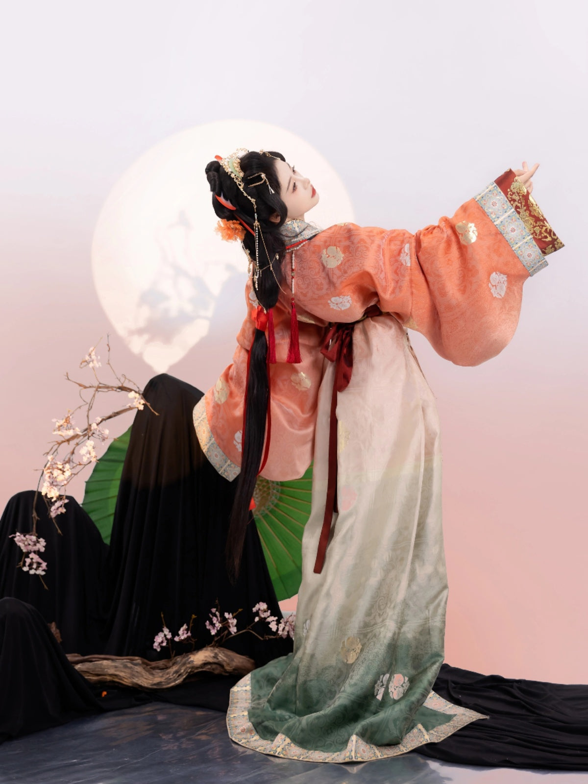 Fanta Sprite - Warring States and Han Dynasty Straight Hem Robe (Preorder)