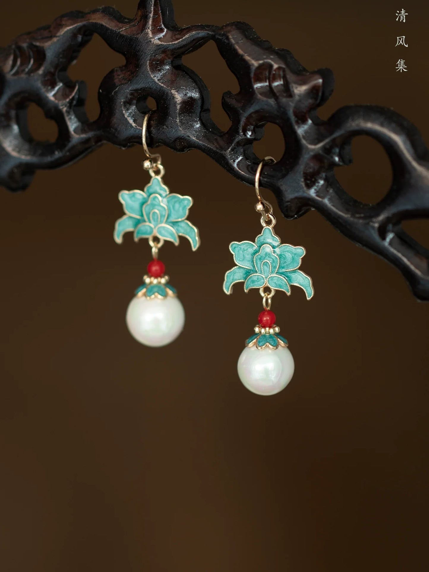 Blooming Pearls Chinese Style Earrings