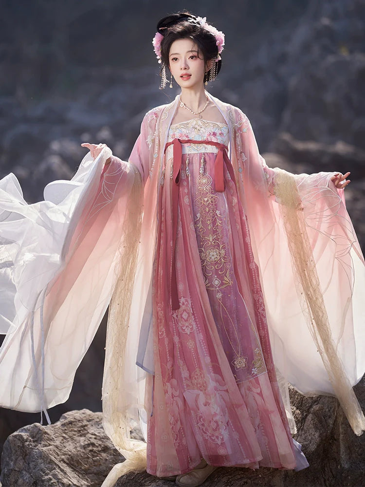 White Jade Jewels 白玉宝珠 - Tang Dynasty Style Hanfu Dress Heziqun