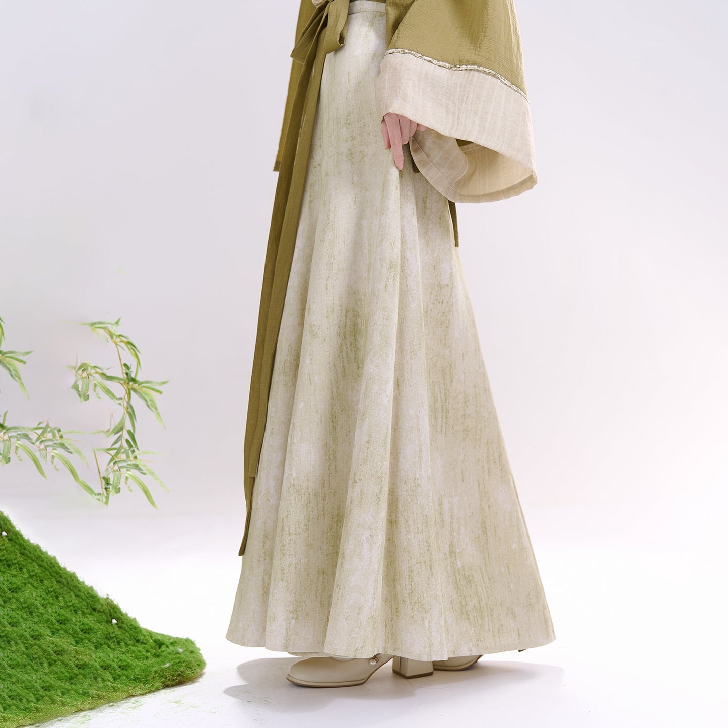 Unknown Spring 不知春 - New Chinese Style Song Dynasty Hanfu