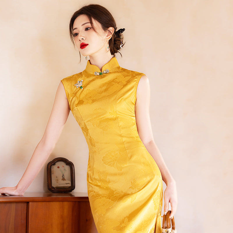 Huangjin 黄锦 - Sleeveless Yellow Midi Cheongsam