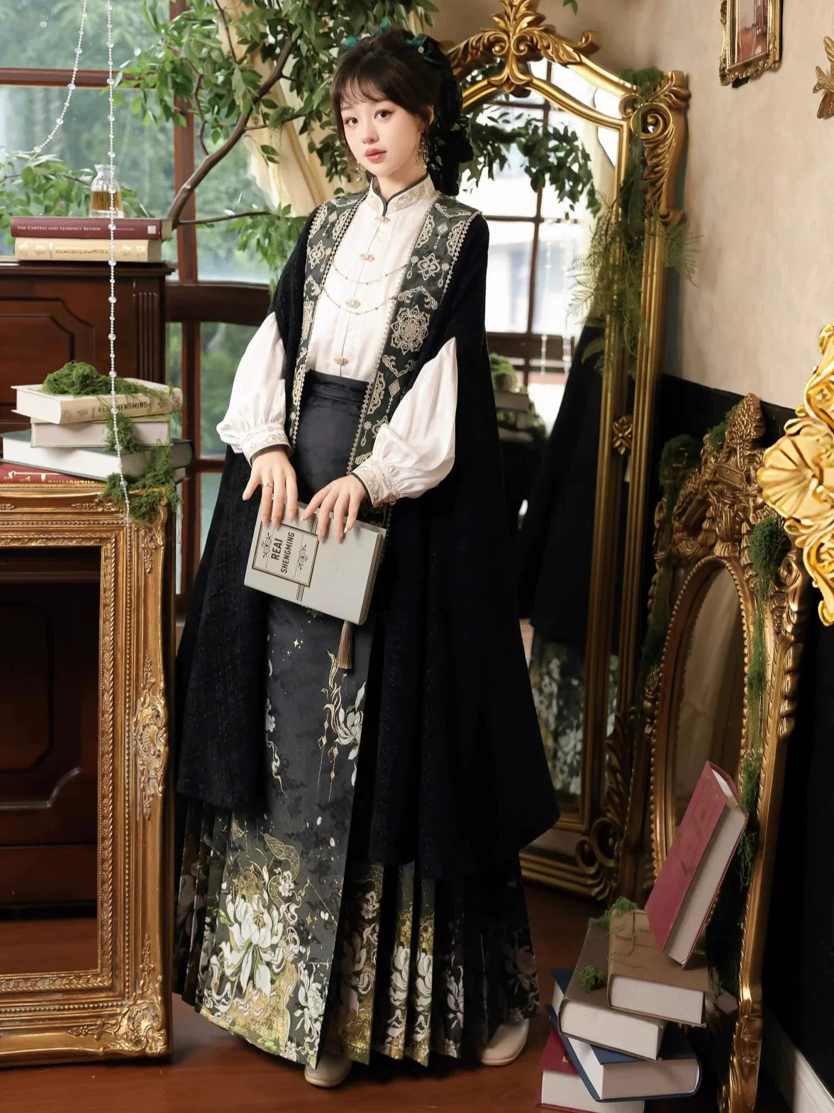 Ming Dynasty Modern Hanfu, New Chinese Style, Mamianqun, Nightmare 青魇 (Preorder)