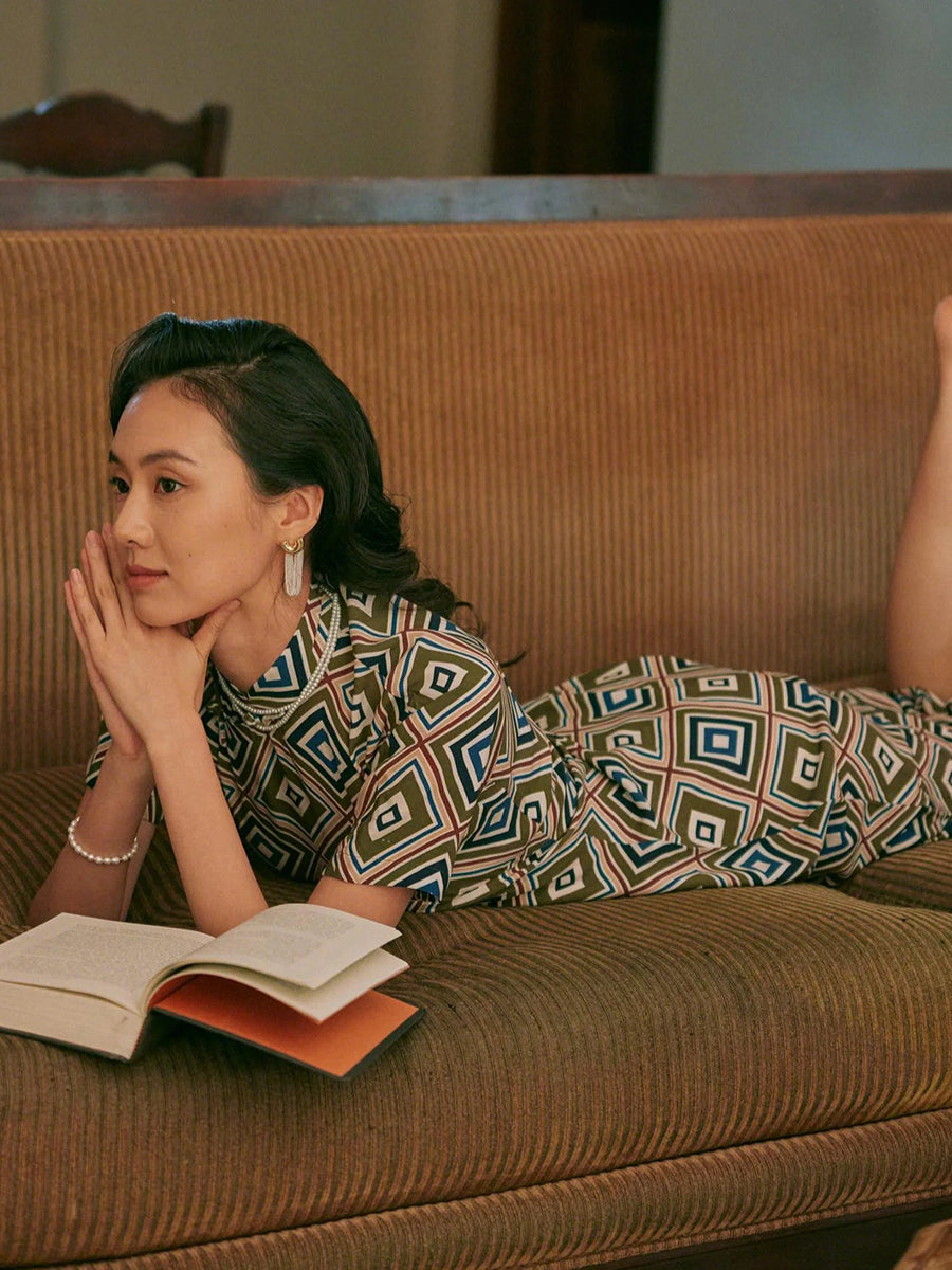 Fang Hui 芳回 - Spring and Summer Short Sleeve Hong Kong-Style Cotton Cheongsam (Preorder)