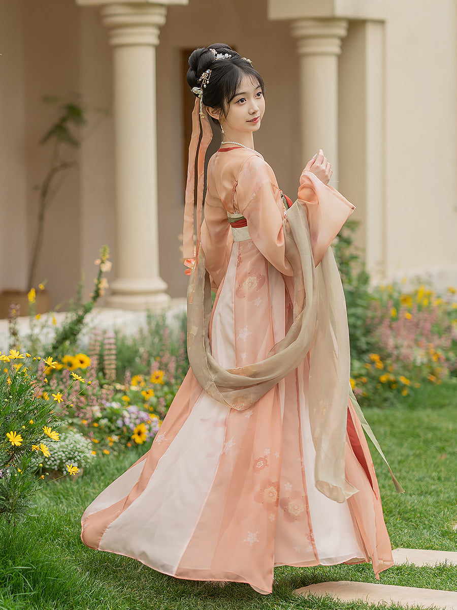 Luo Dai 萝黛 - Tang Dynasty Style Qixiong Ruqun