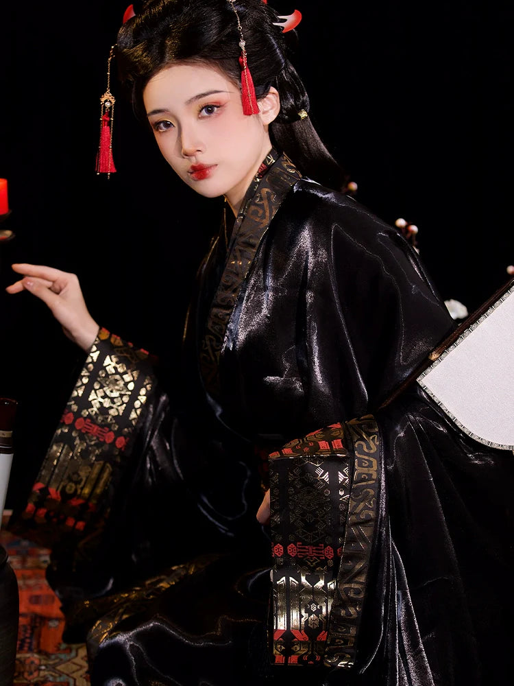 Myth - Warring States and Han Dynasty Straight Hem Robe
