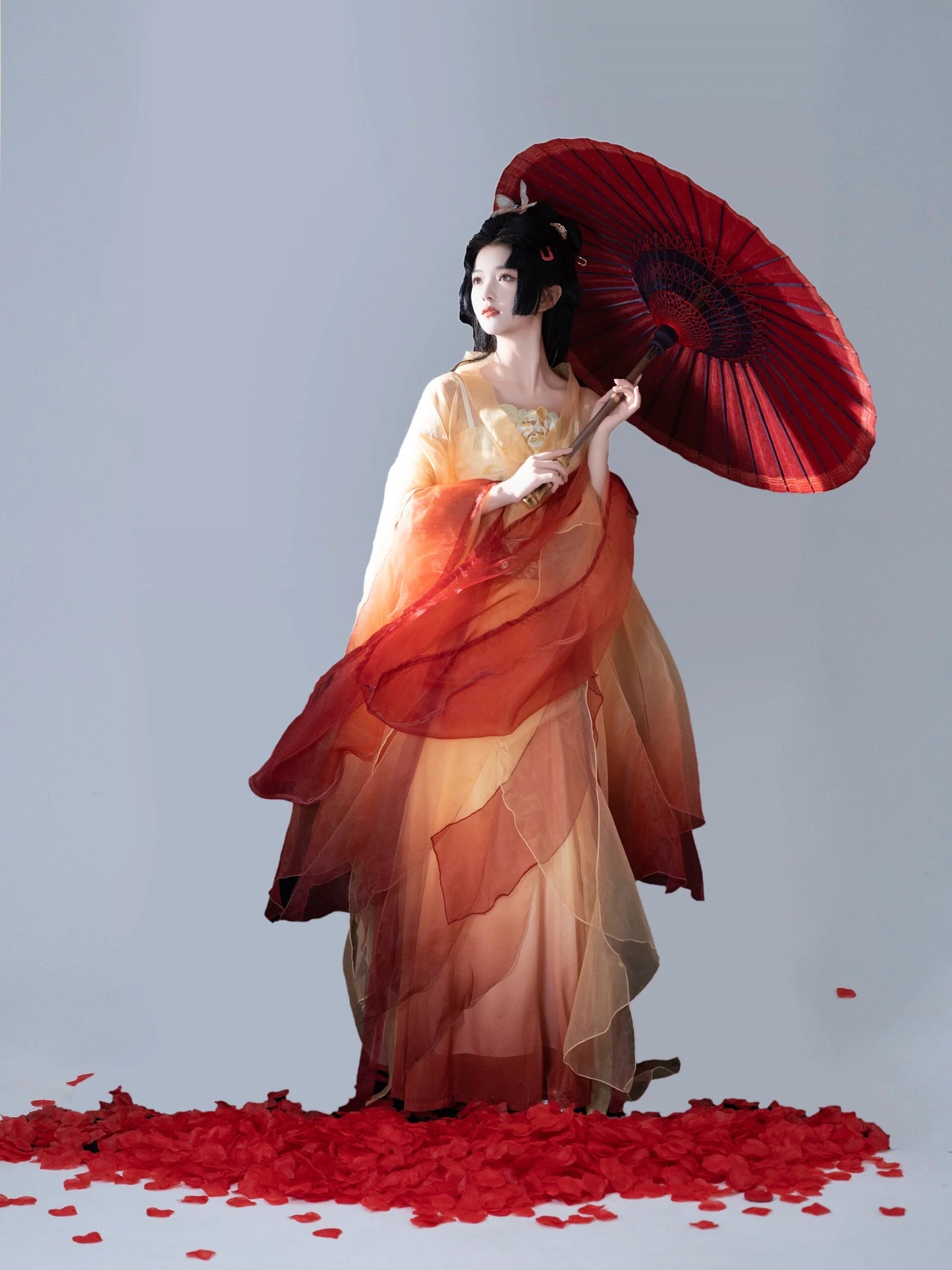 Golden Lotus 金荷 - Wei Jin Style Qiyao Ruqun