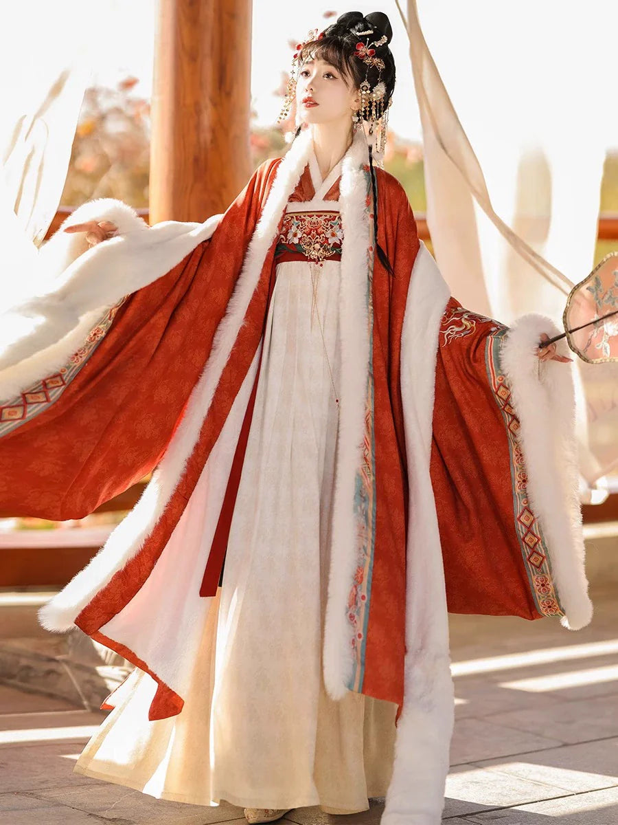 Tang Jinci  唐锦词 - Tang Dynasty Style Qixiong Ruqun for Spring and Autumn