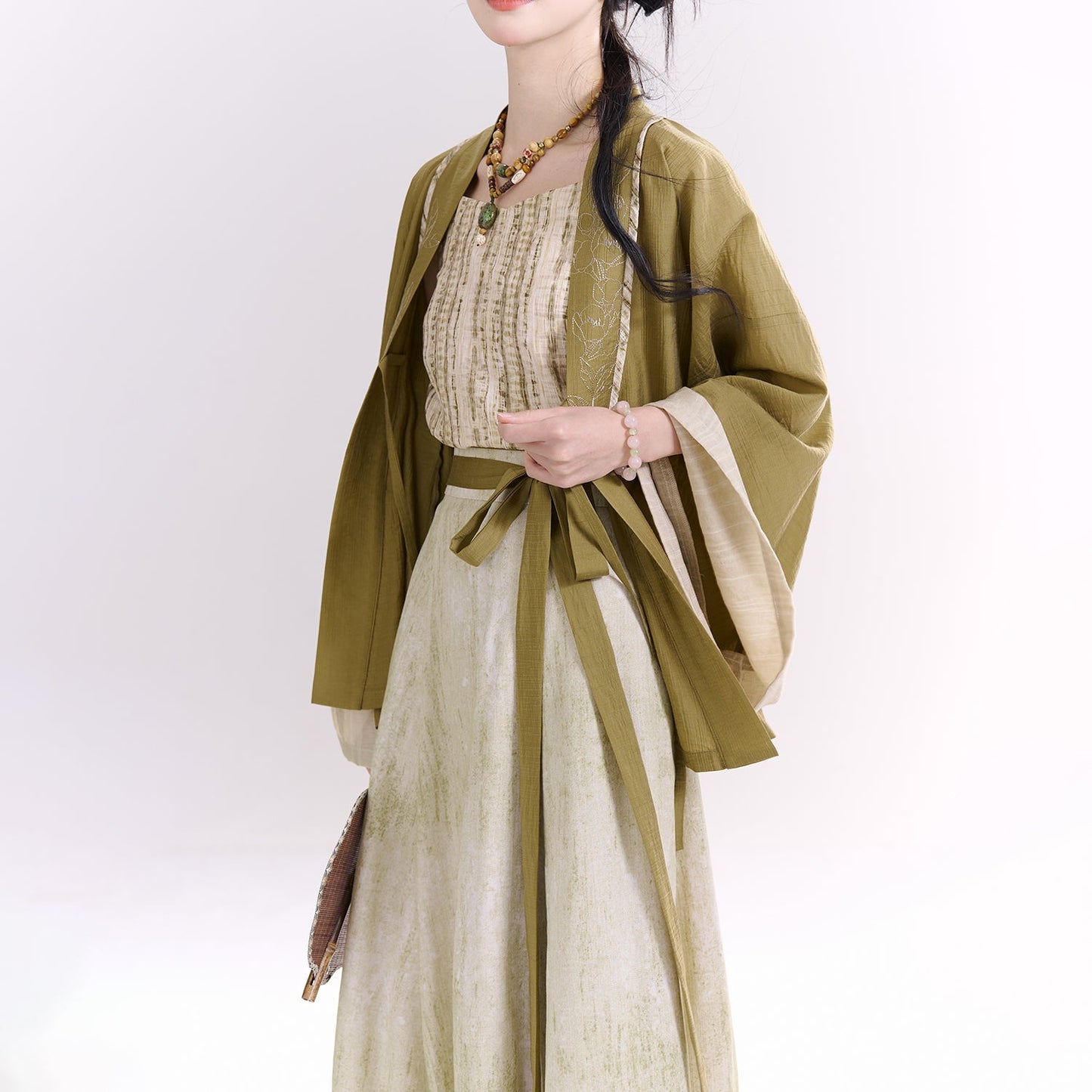 Unknown Spring 不知春 - New Chinese Style Song Dynasty Hanfu