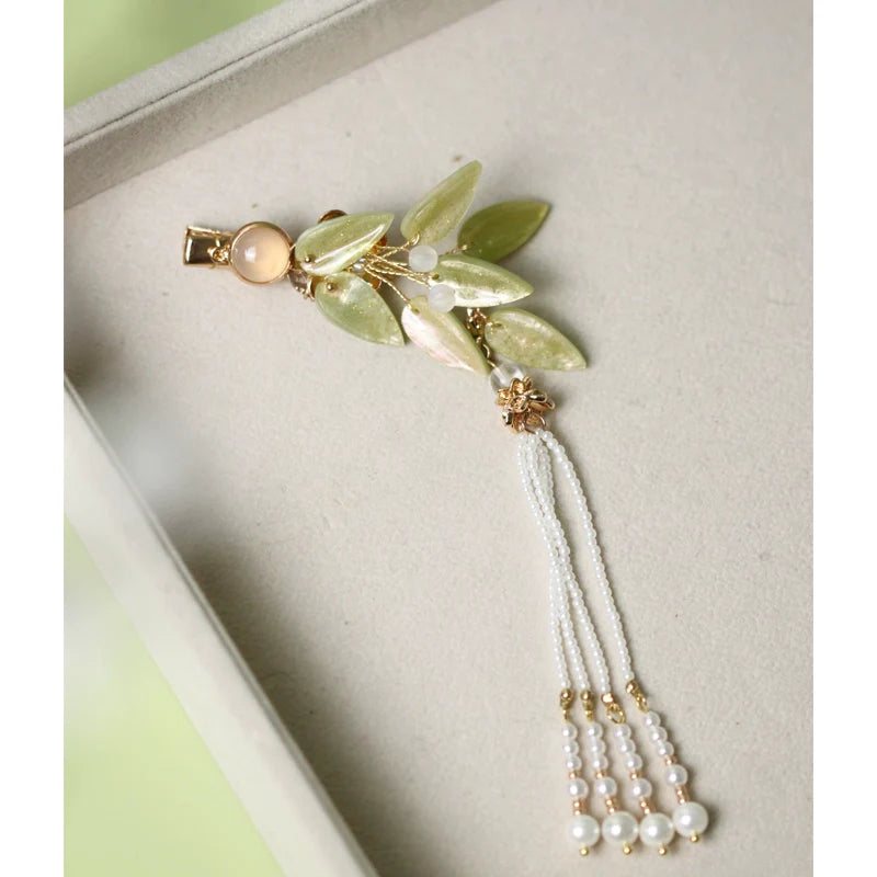 Hair Clip: Yuhe