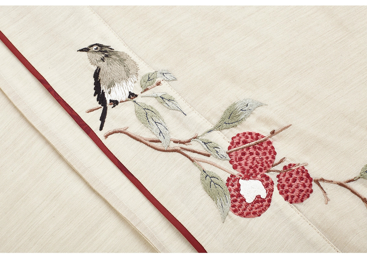 Song Dynasty x Modern Hanfu: Lychee Bliss 荔香晚鹊 (Preorder)