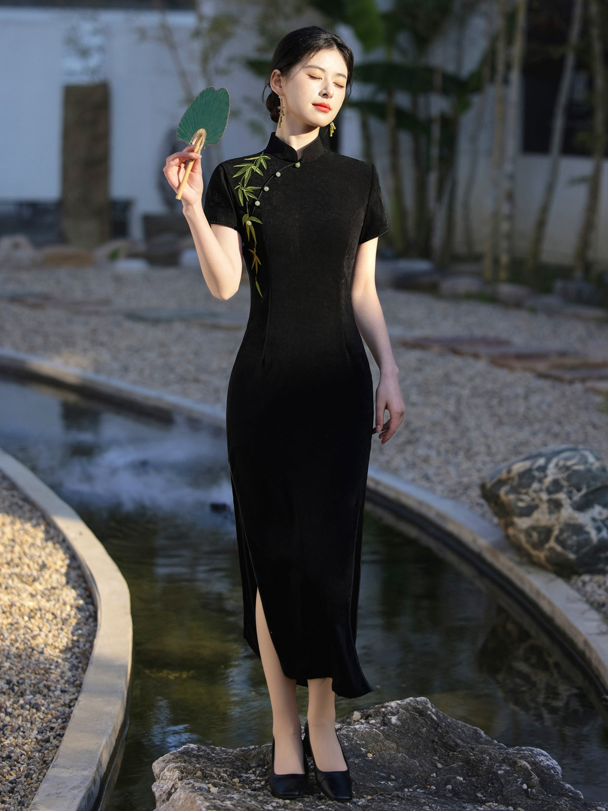 Embroidered Bamboo - Short Sleeve Long Black Cheongsam
