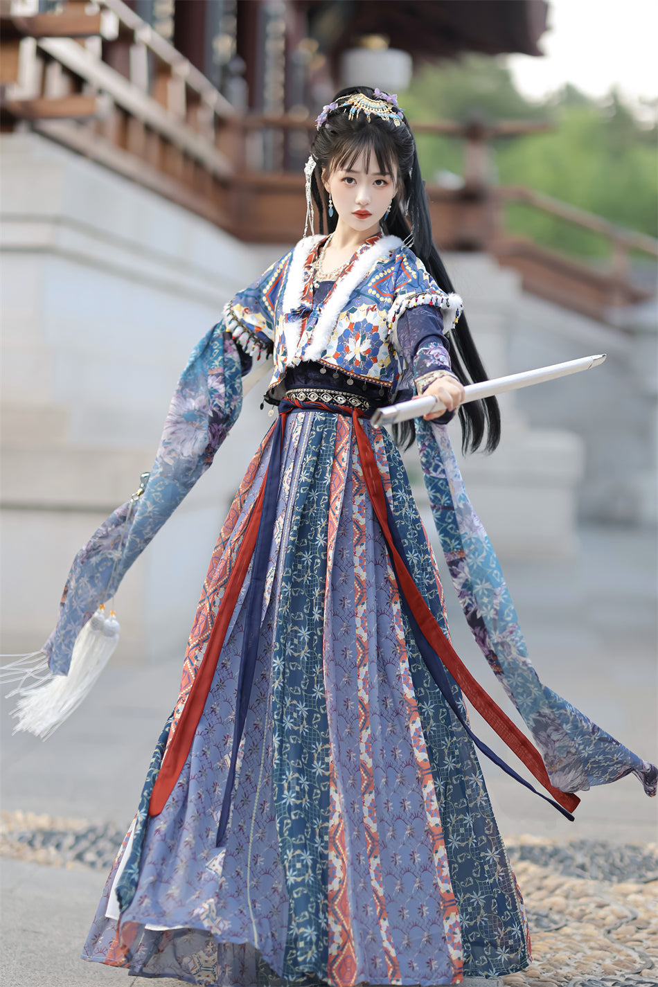 Qingdai 青黛 - Tang Dynasty Style Beizi Qiyao Ruqun