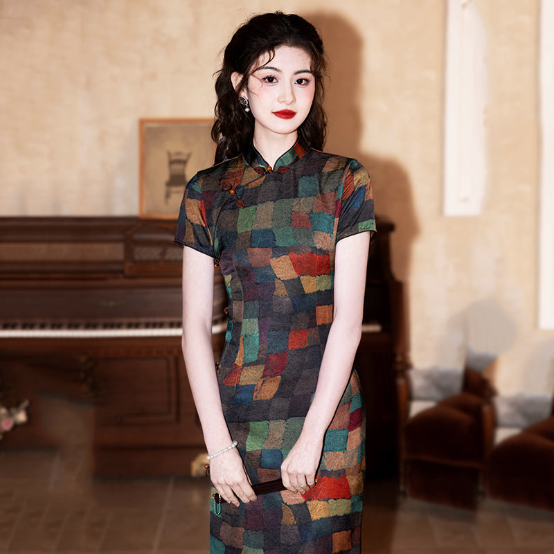 Black Rhyme 黑韵彩格 - Short Sleeve Retro Style Checkered Cheongsam