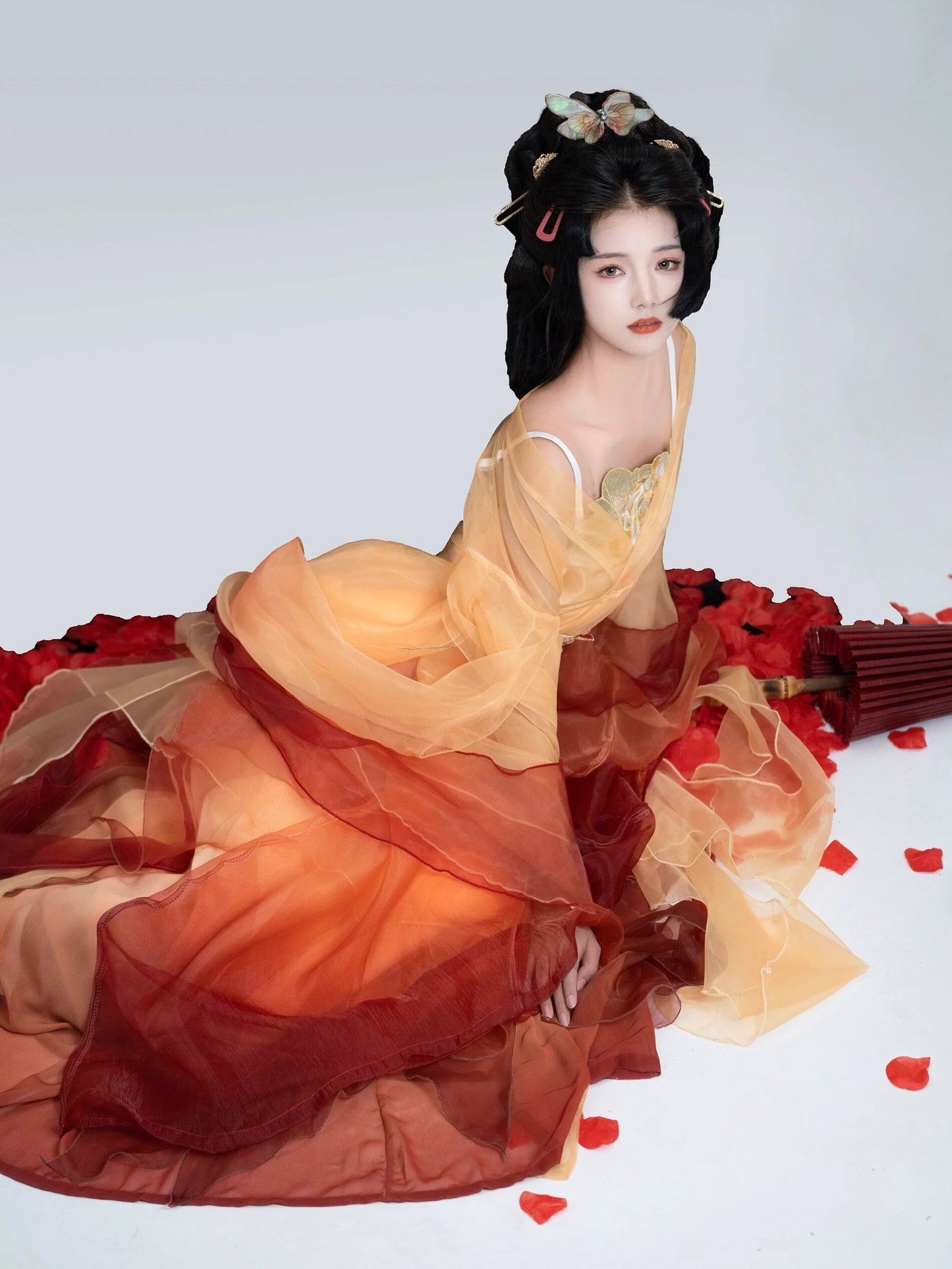 Golden Lotus 金荷 - Wei Jin Style Qiyao Ruqun