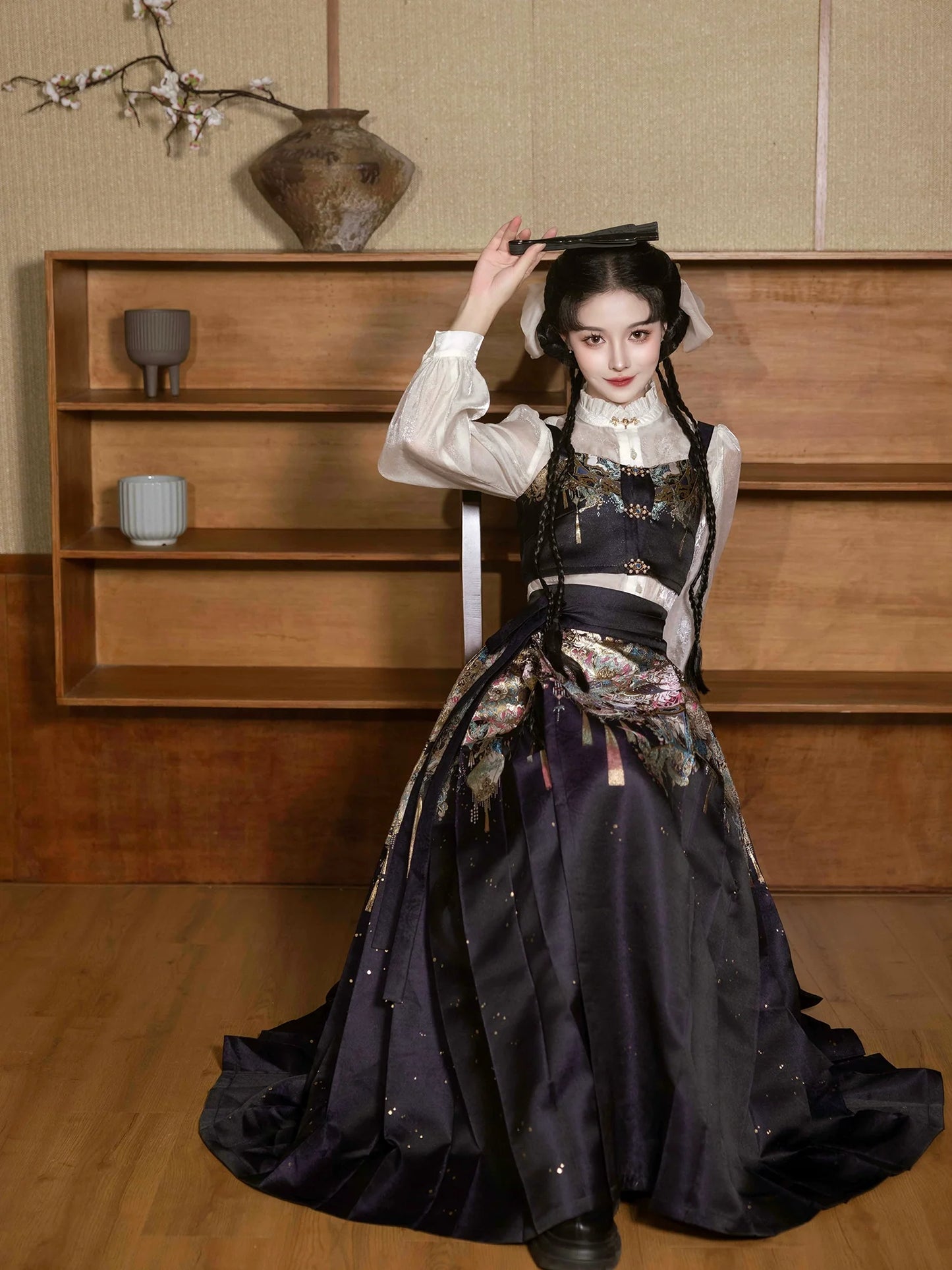 Ming Dynasty Modern Hanfu and Mamianqun, Flower Night Banquet 花朝夜宴