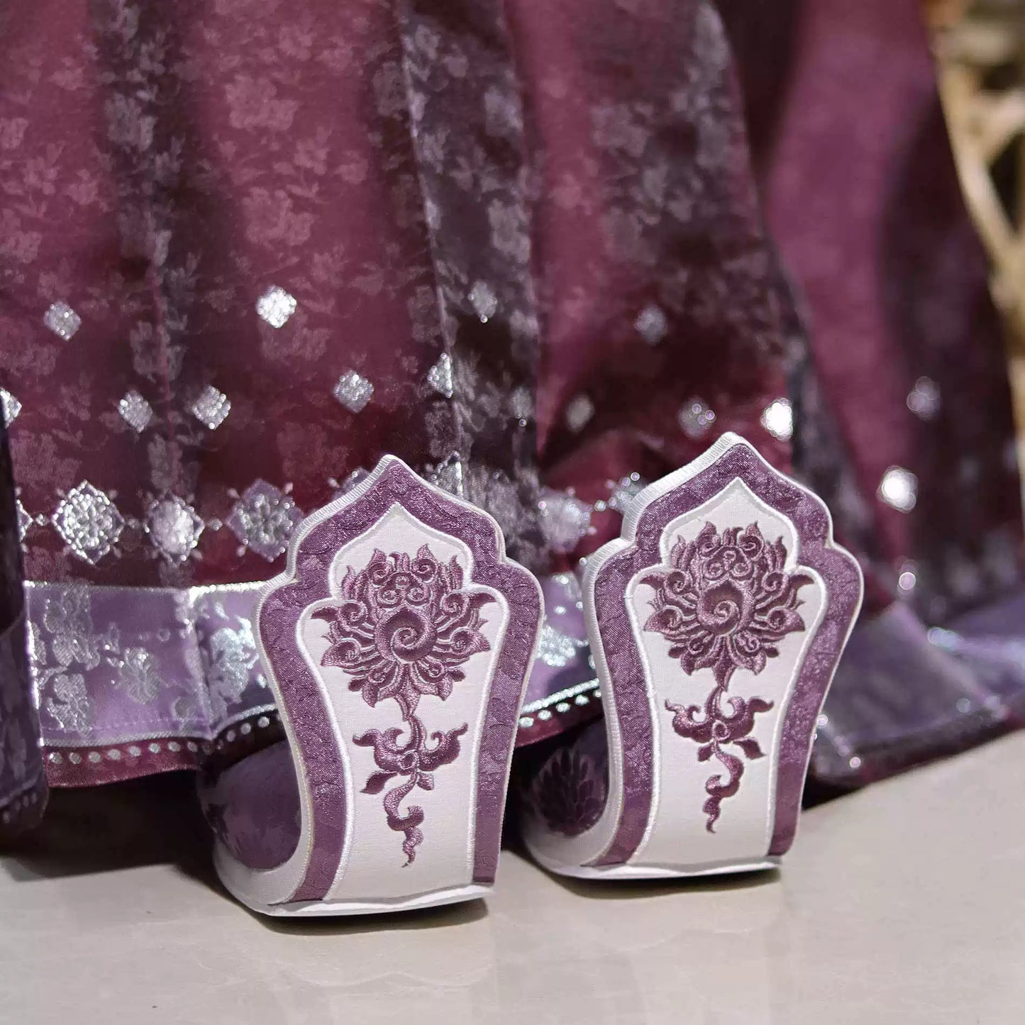 Rapunzel - Traditional Hanfu Shoes with Pointed Upturned Toe
