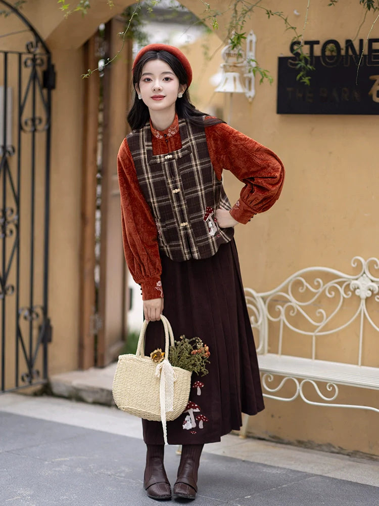 Ming Dynasty Modern Hanfu, Mushroom Rabbit 蘑菇兔 (Preorder)