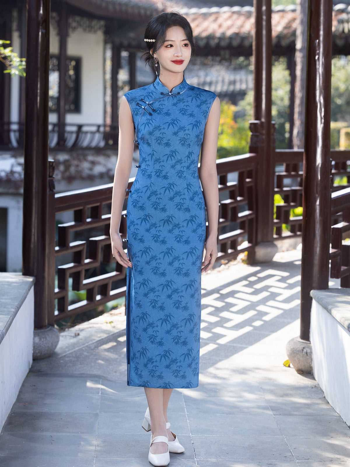 Sea Bamboo - Sleeveless Long Cheongsam Dress