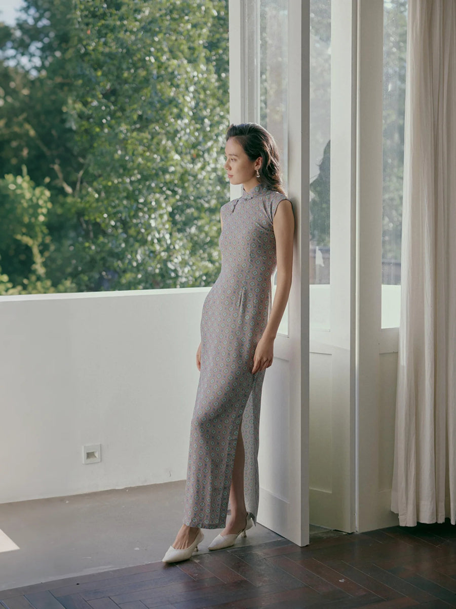 Fang Yu 方玉 - Spring and Summer Short Sleeve Hong Kong-Style Cotton Cheongsam (Preorder)