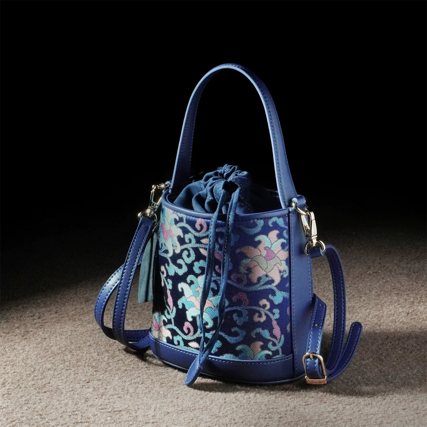 Lady Yang Sapphire Bucket Bag for Women