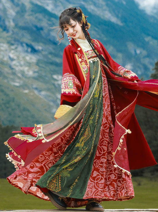 Snow Flame 雪焰 - Modern Tang Dynasty Dunhuang Festive Outfit