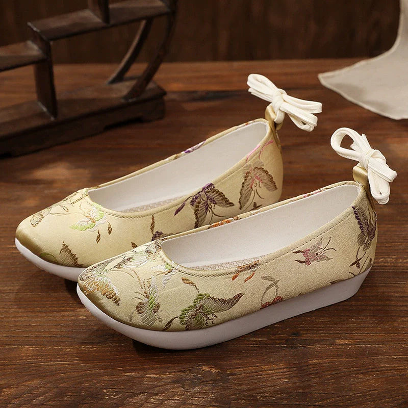 Quinn - Traditional Brocade Hanfu Shoes