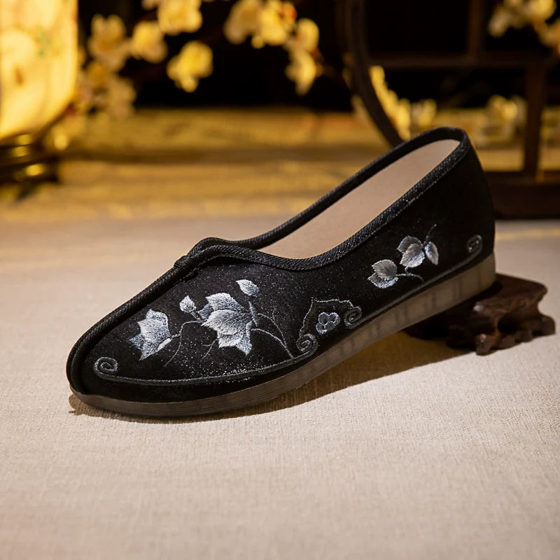 Mia - Embroidered Qipao Shoes