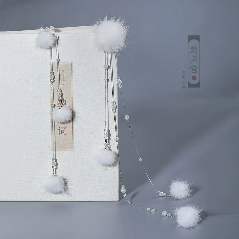 Hair Clips: Furry Snow
