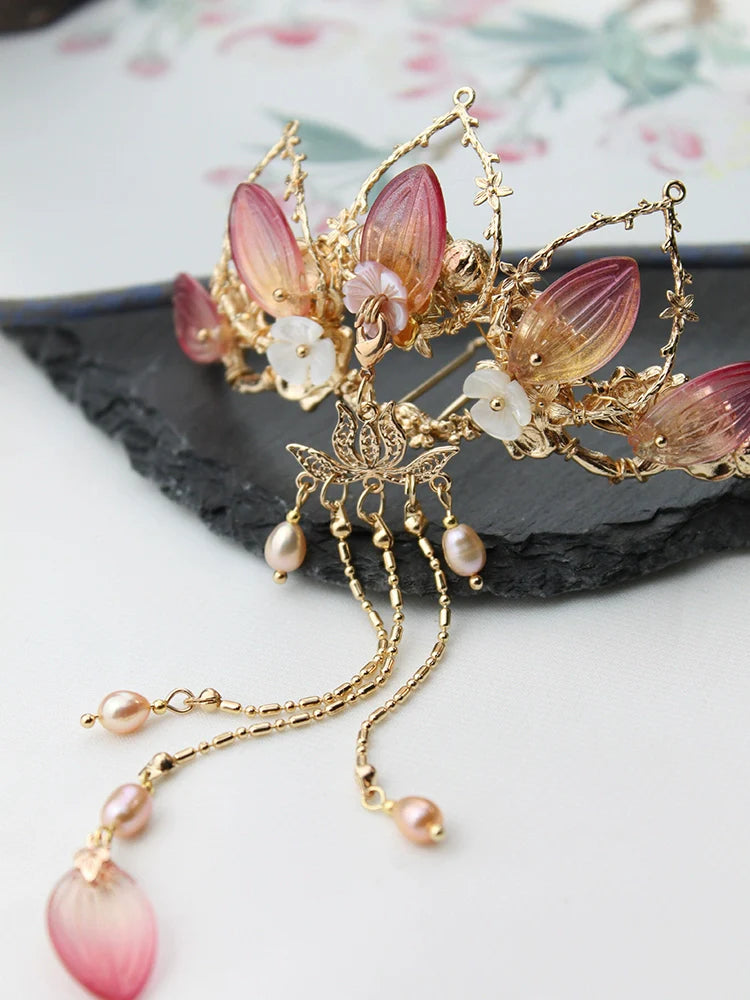 Crown: Xiang Li