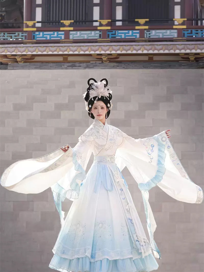 Moon Goddess 月神 - Wei Jin Goddess Style Qiyao Ruqun Mythology Costume (Preorder)
