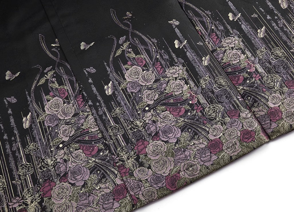 Ming Dynasty Modern Hanfu, Mamianqun, Rose Garden