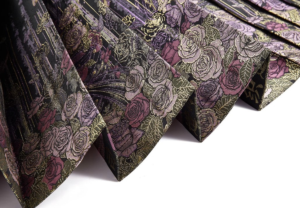 Ming Dynasty Modern Hanfu, Mamianqun, Rose Garden