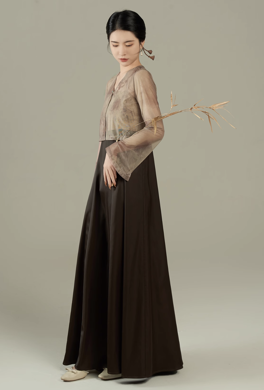 Tang Dynasty x Modern Hanfu: Drunk Woods 醉临 (Preorder)