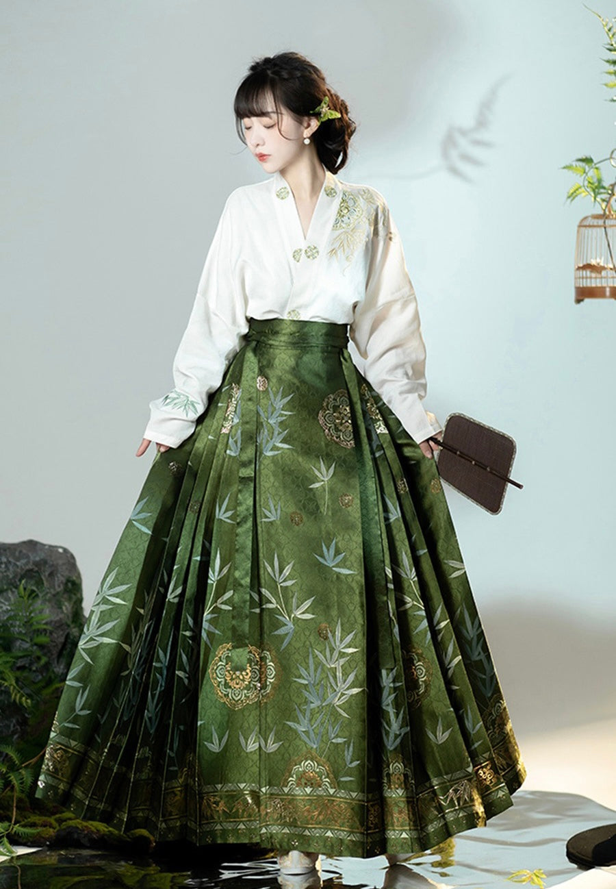 Ming Dynasty Modern Hanfu, Mamianqun, Bamboo Grove (Preorder)