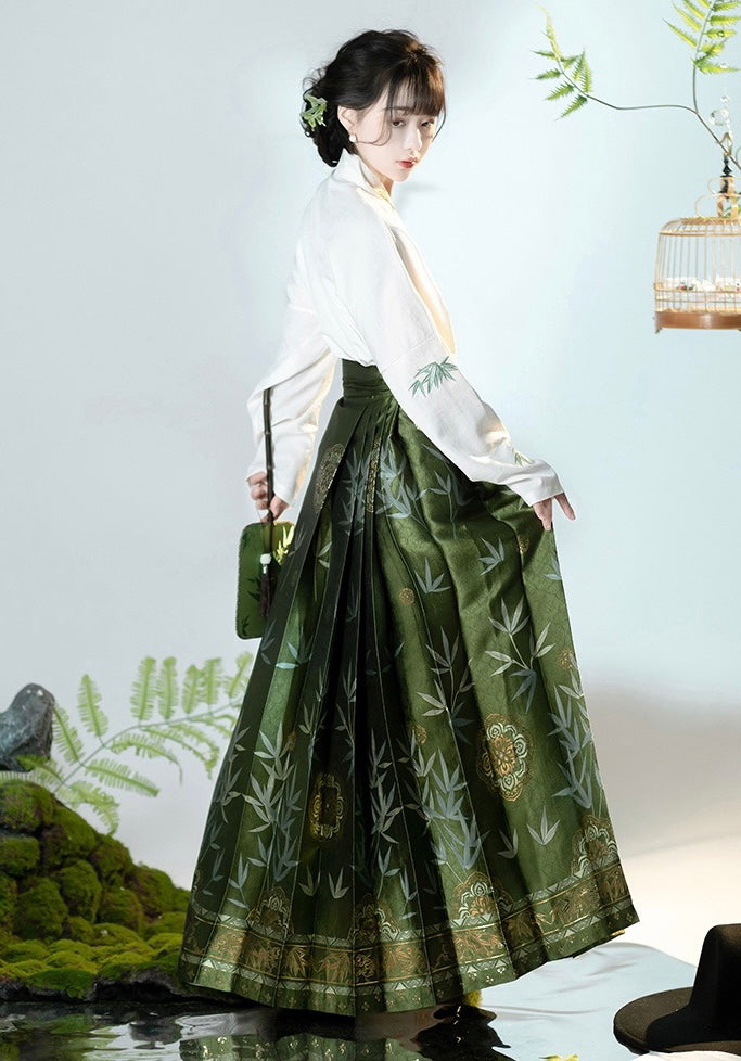 Ming Dynasty Modern Hanfu, Mamianqun, Bamboo Grove (Preorder)