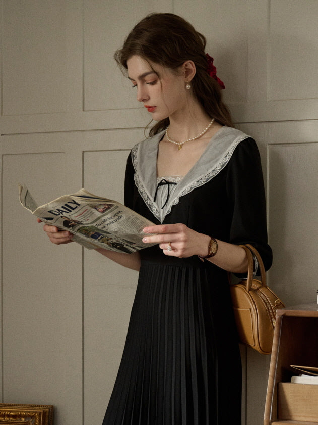 Lace Collar Pleated Black Dress
