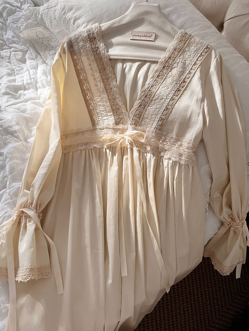 Retro Vintage Lace Dreams Nightgown