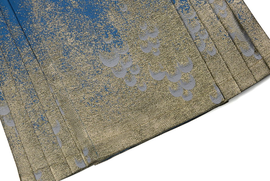 Ming Dynasty Modern Hanfu, Mamianqun, Mermaid Scales (Preorder)