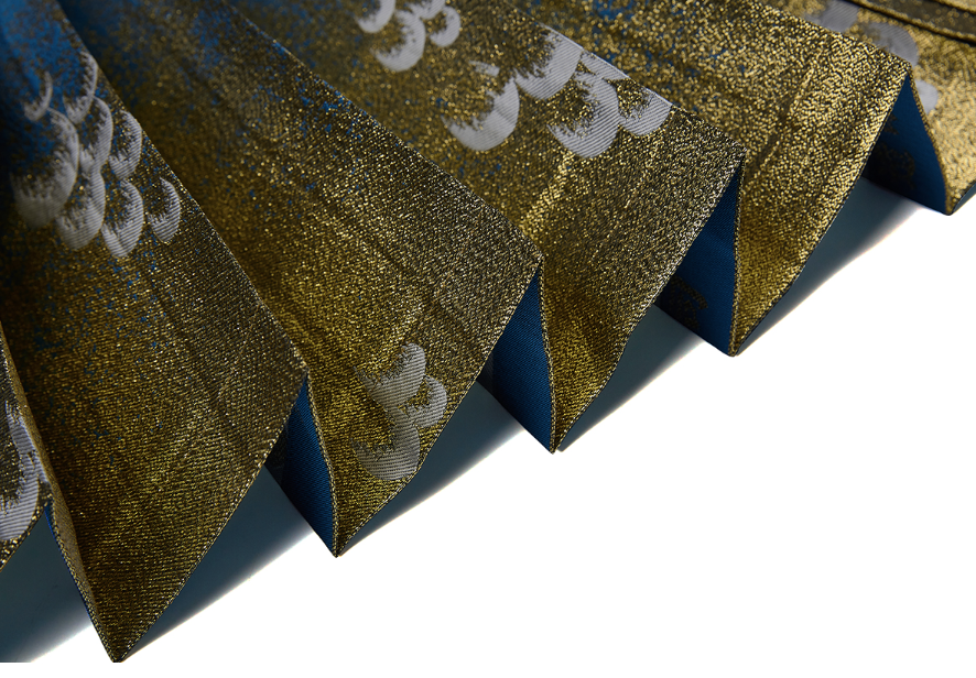 Ming Dynasty Modern Hanfu, Mamianqun, Mermaid Scales (Preorder)