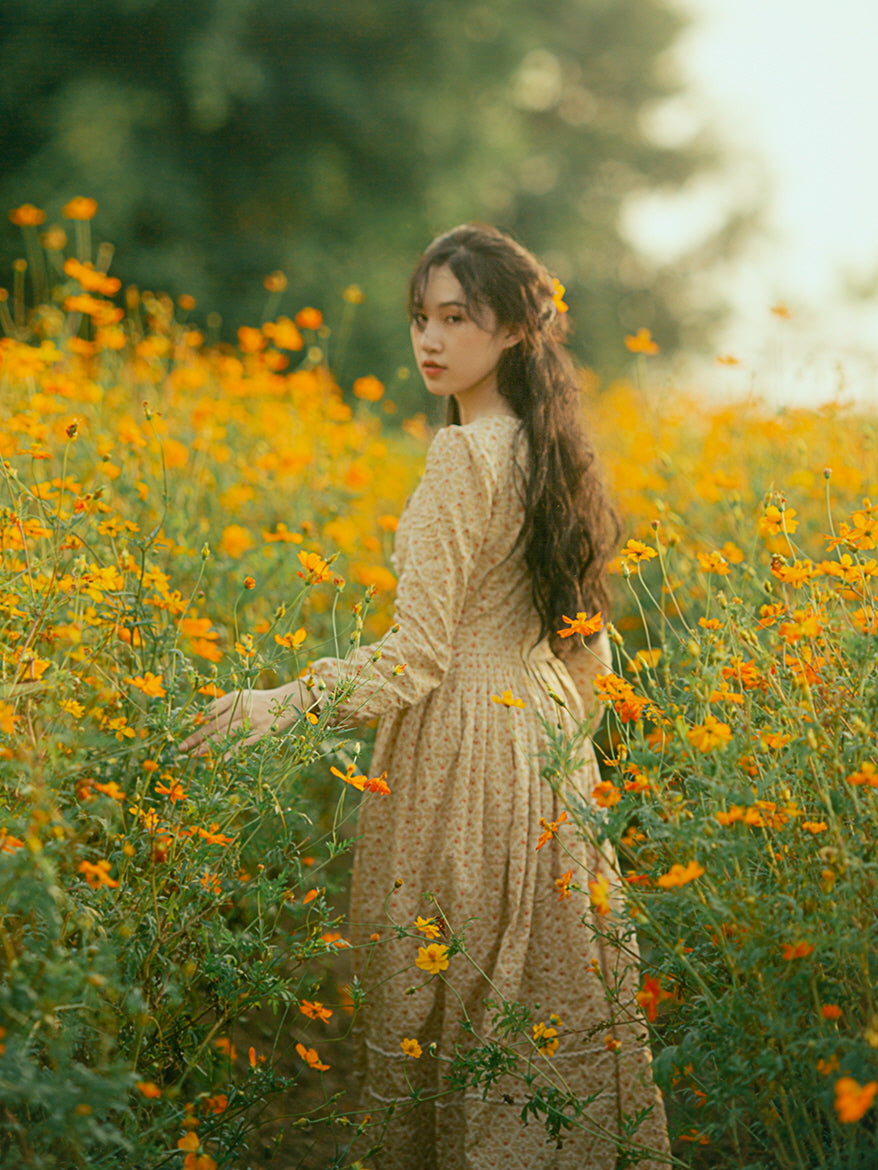 Lillian's Yellow Frill Dress