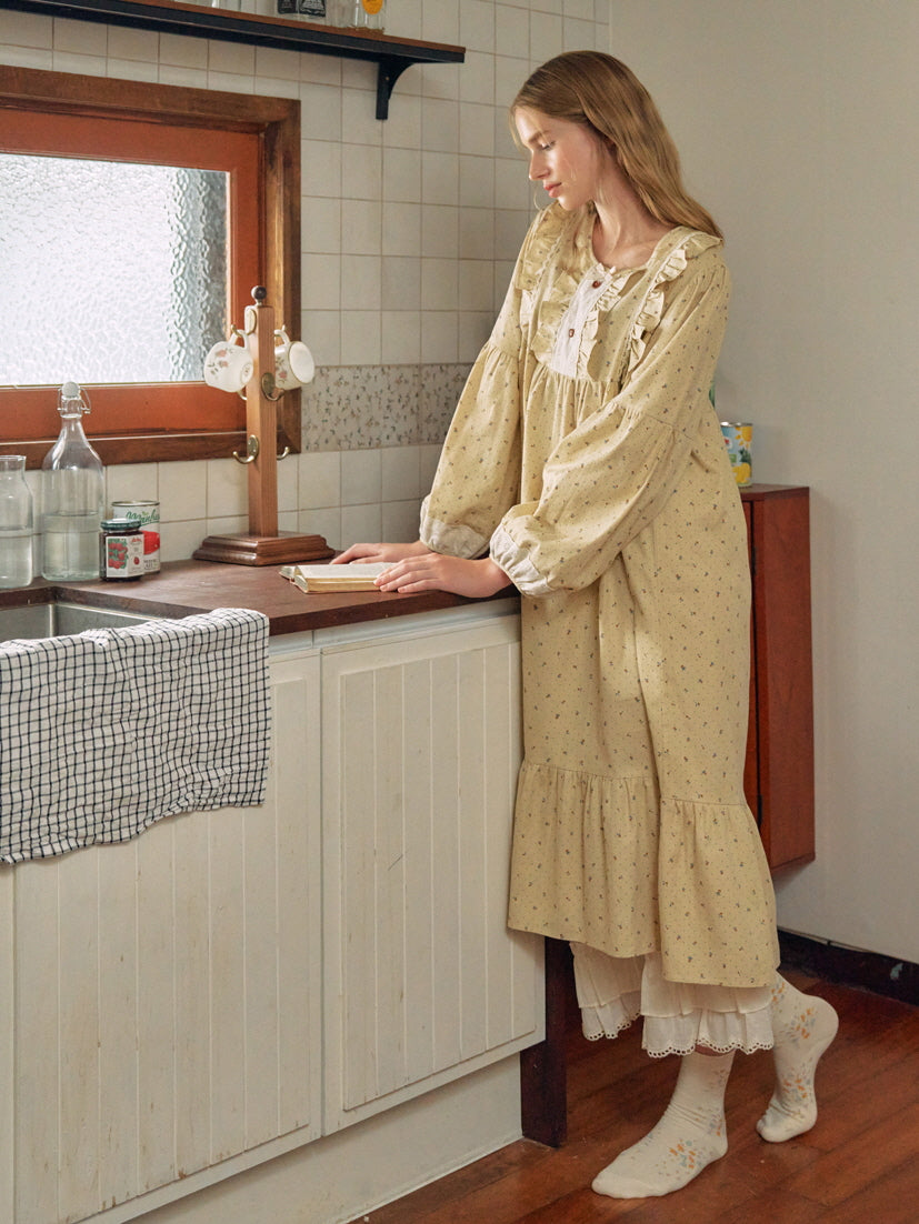 Vintage Cottage Bloom Nightgown